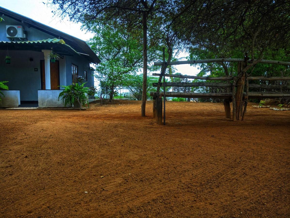 Beach Bungalow Yala キリンダ エクステリア 写真