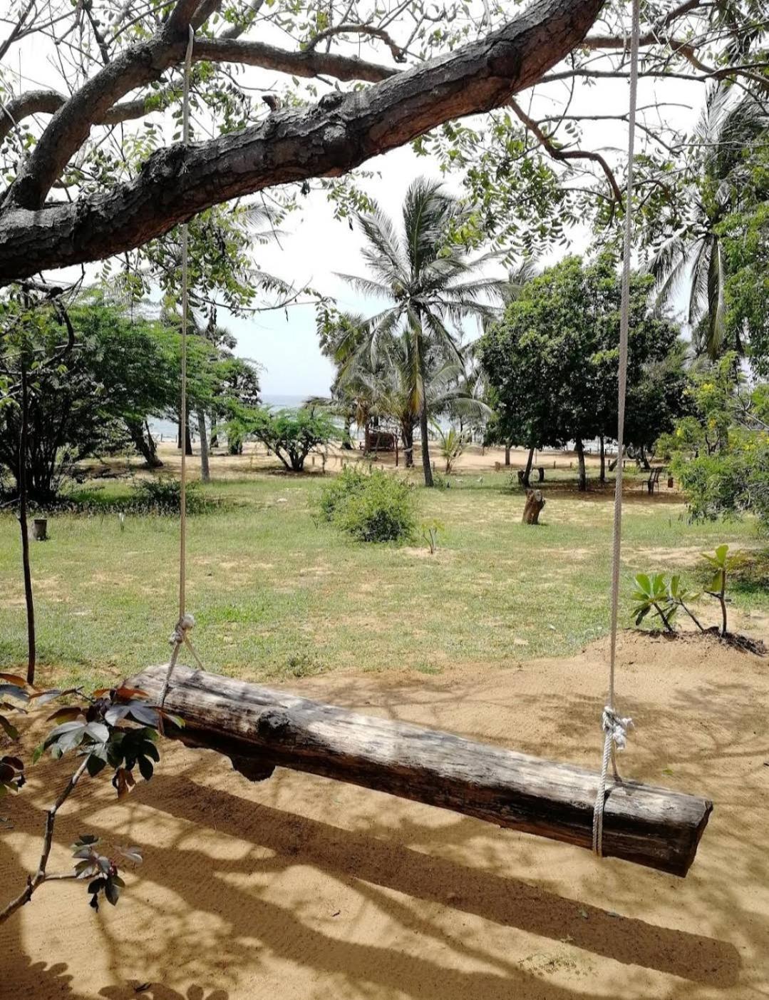 Beach Bungalow Yala キリンダ エクステリア 写真